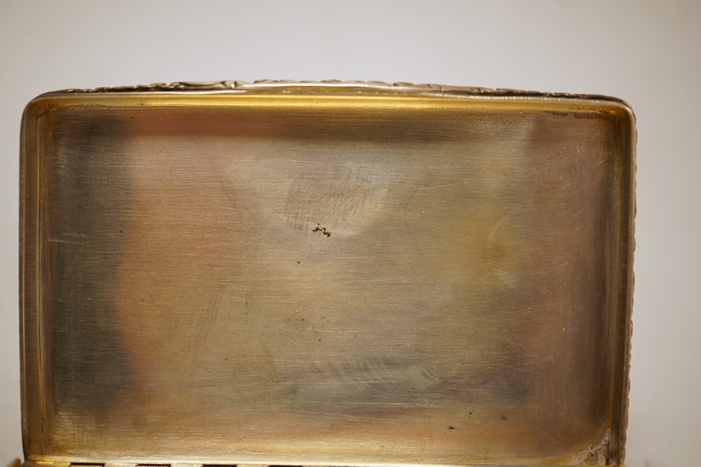A Victorian silver rectangular table snuff box, Edward Smith, Birmingham, 1838, 86mm, 5.3oz.